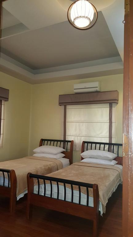 Mactan Breeze - Airport Bed And Breakfast Мактан Экстерьер фото