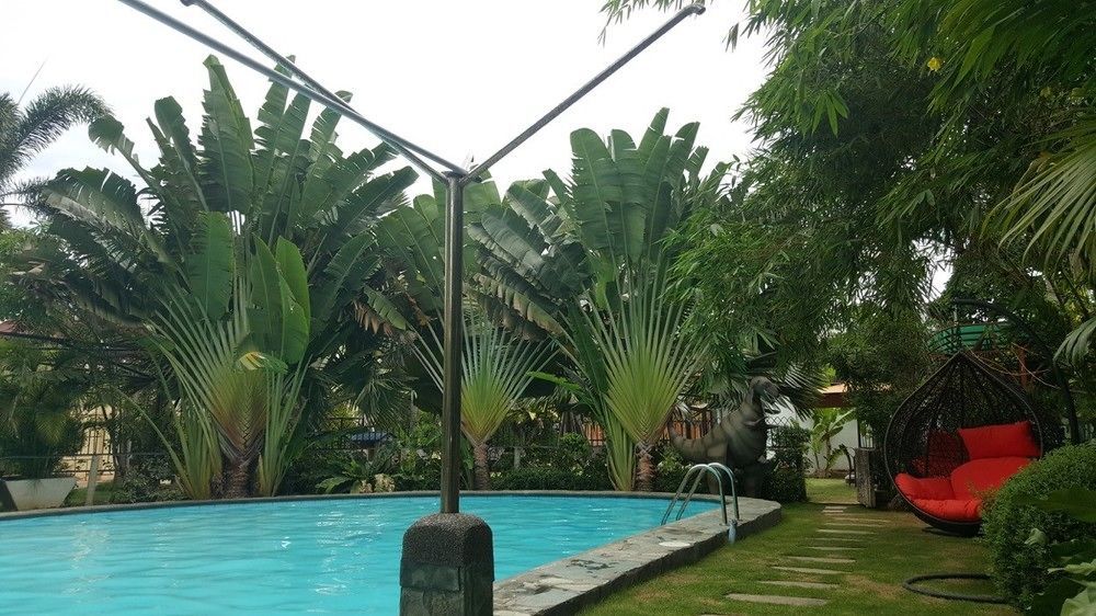 Mactan Breeze - Airport Bed And Breakfast Мактан Экстерьер фото